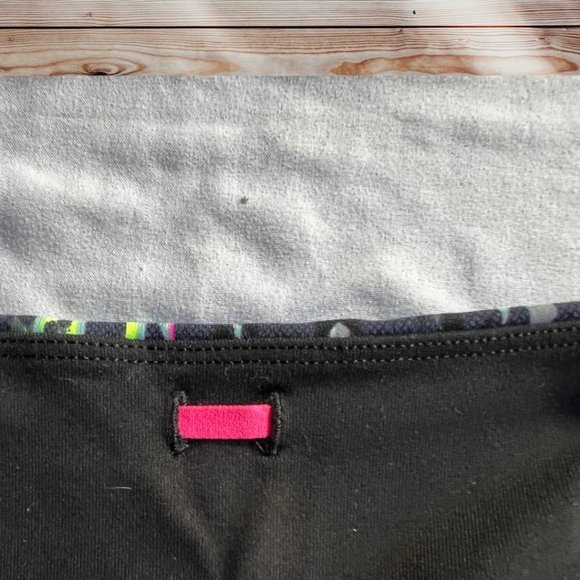 VSX Knockout By Victoria's Secret Tight Size Small - Picture 5 of 8